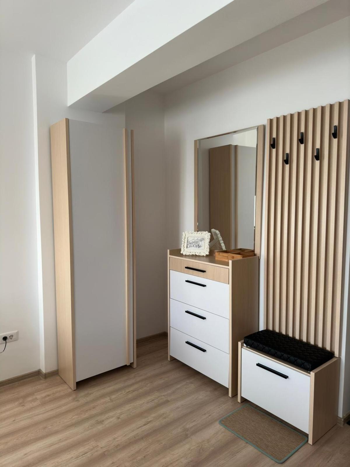 Lovely&Cozy Apartaments Palas Mall Iasi Exterior foto